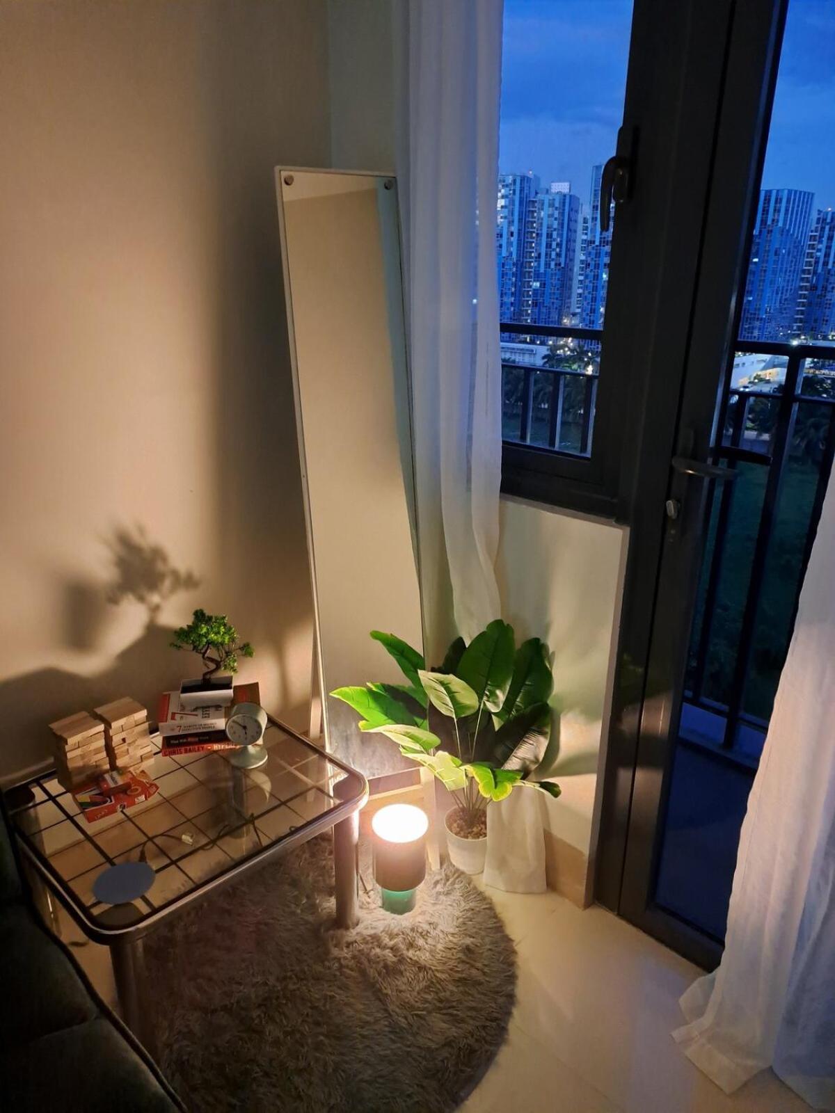 Apartment Yutori Haus At Shore 3 Tower 2 Near Mall Of Pasay *