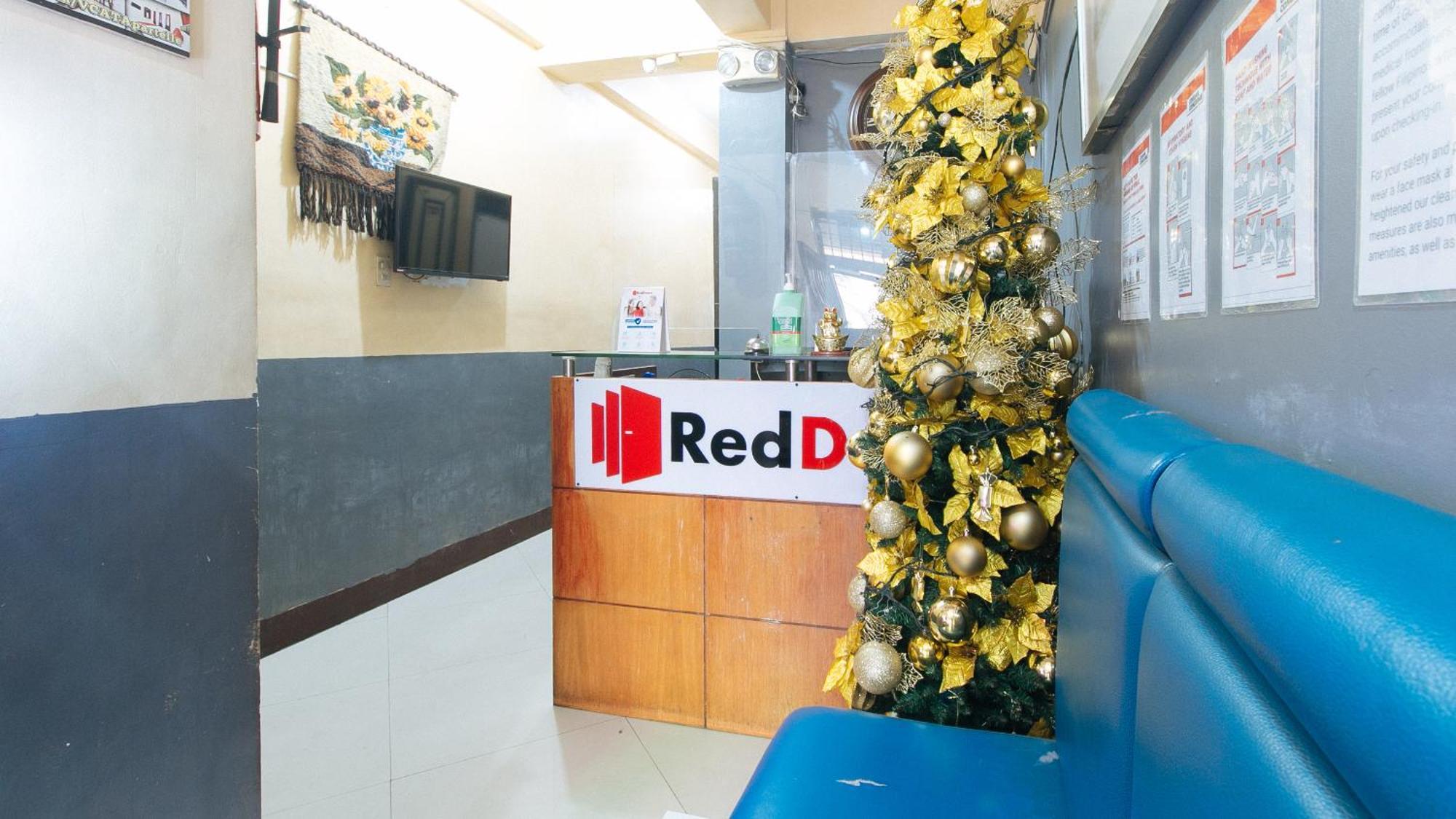 Reddoorz At V-cat Apartelle Sampaloc