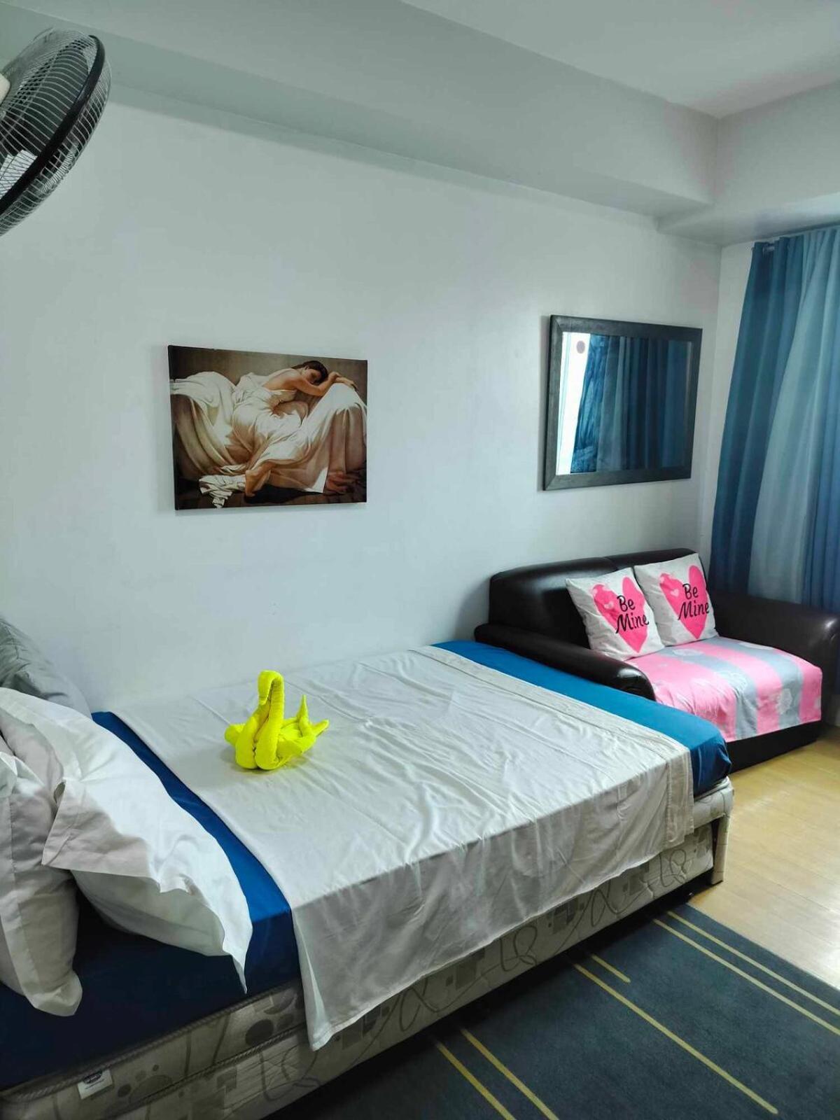 5th Floor Type Unit With Street View