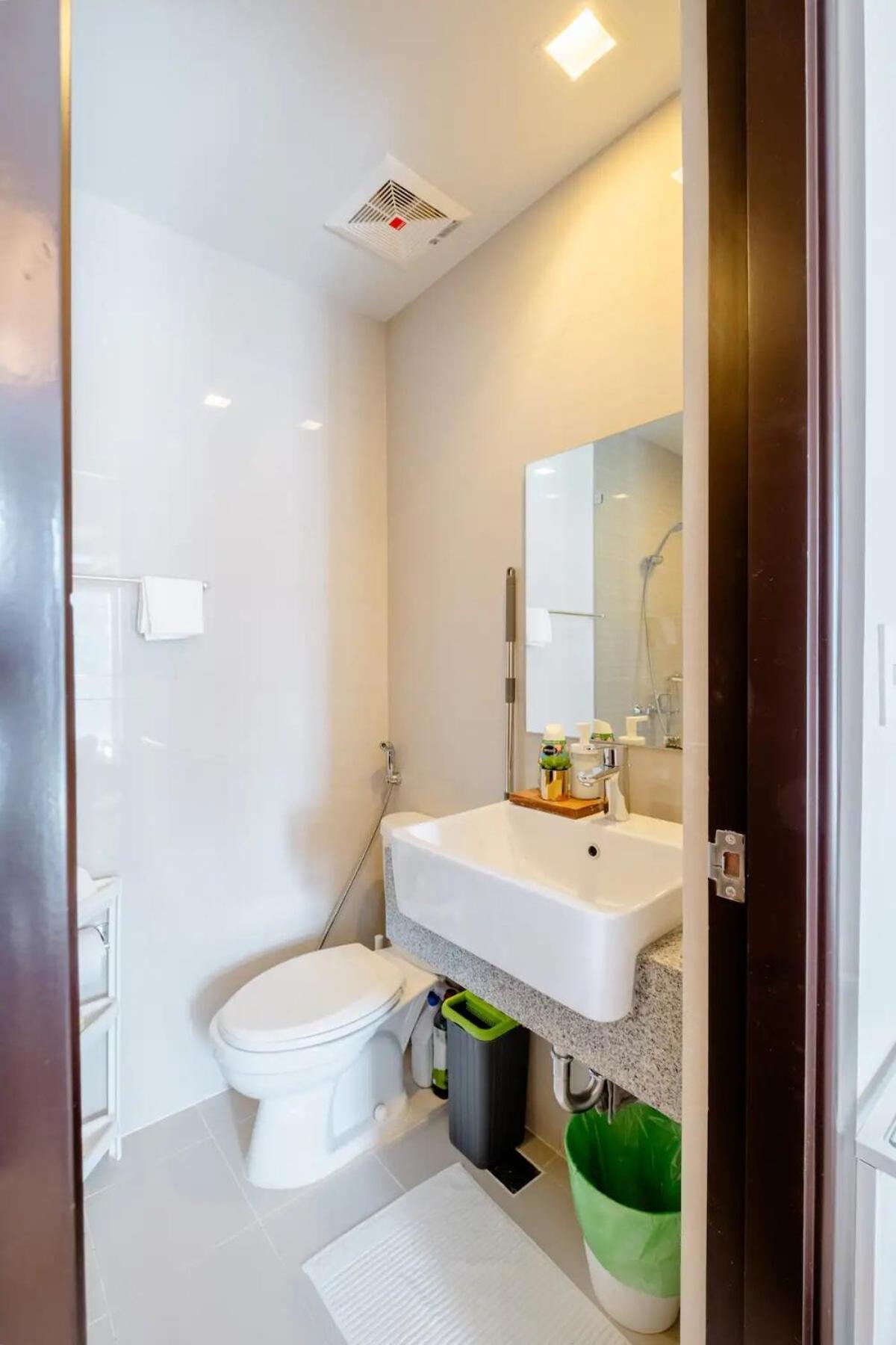 Uptown Bgc Apartment *