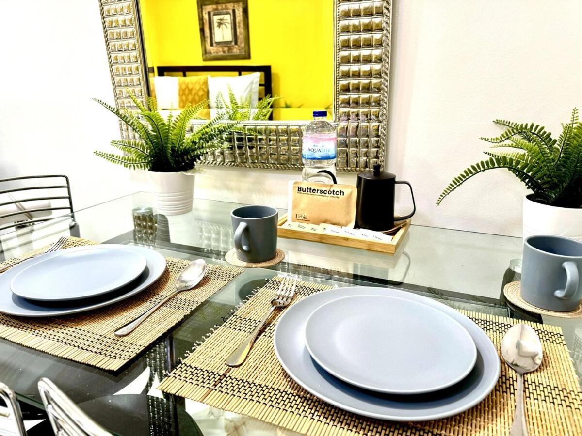 New! With Balcony & Park View In Greenbelt * Manila