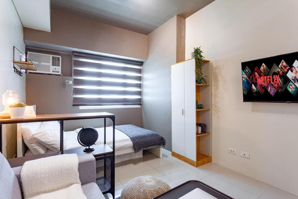 Makati Near Naia & Greenbelt - Free Parking! Manila