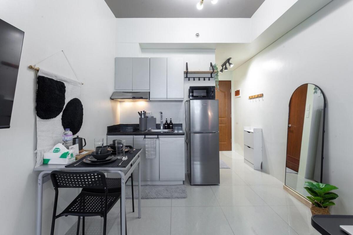 Makati Near Naia & Greenbelt - Free Parking! Apartment