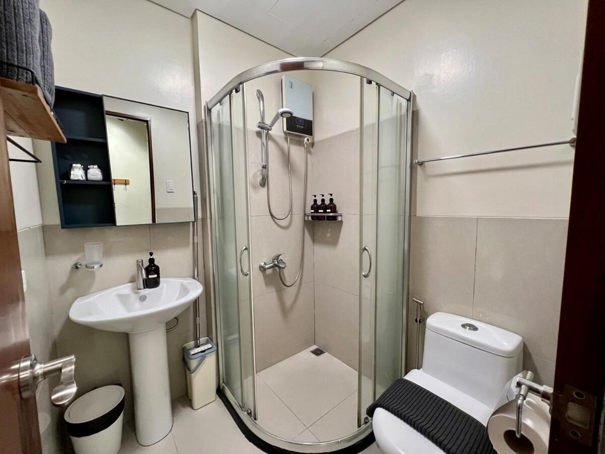 Makati Near Naia & Greenbelt - Free Parking! Apartment