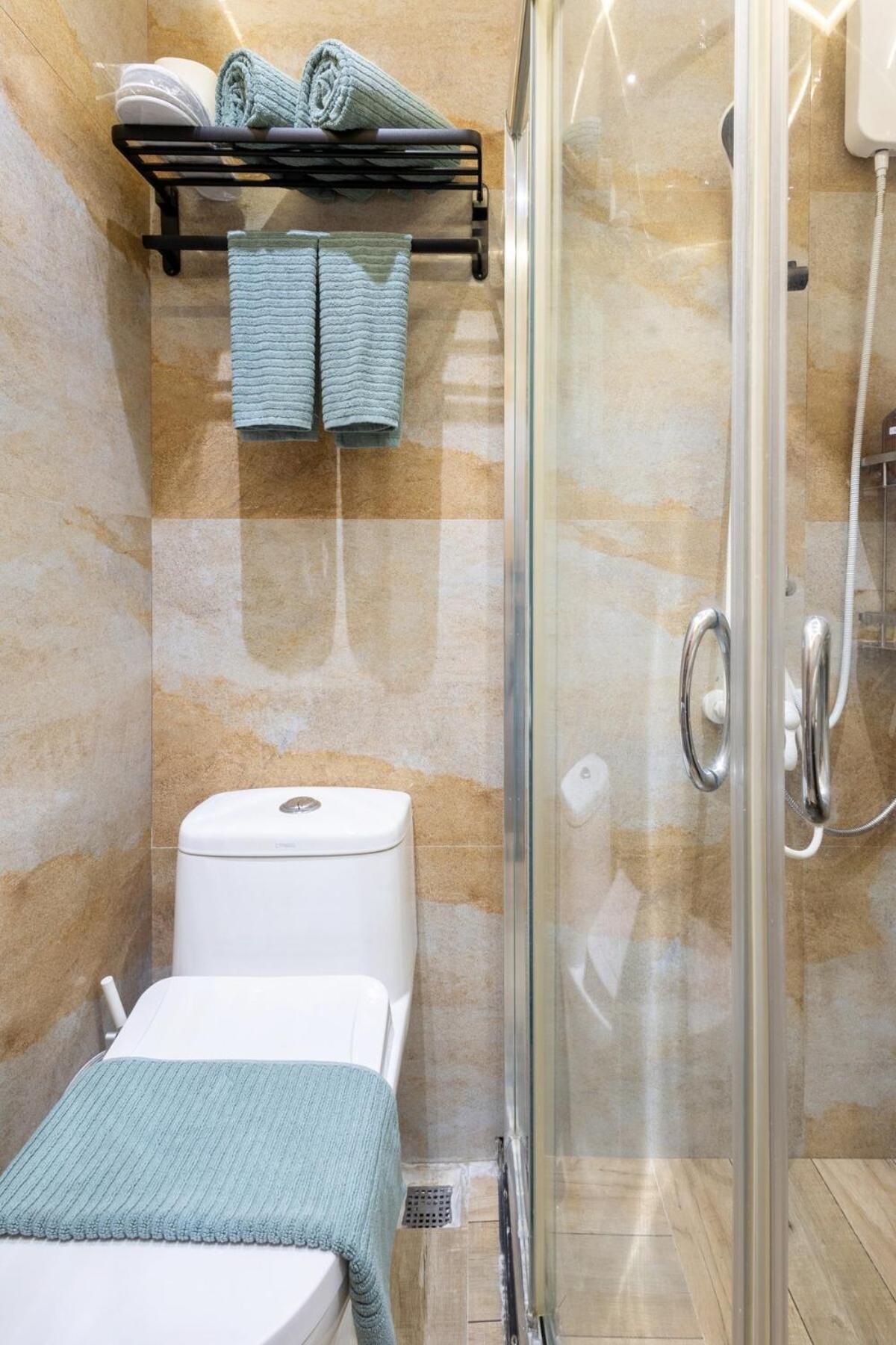 In Makati Near Airport And Free Parking! Apartment Manila