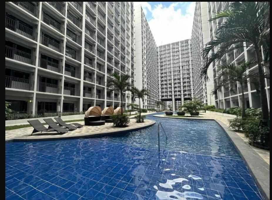 Chopper's Penthouse At Shore 3 Near Sm Moa
