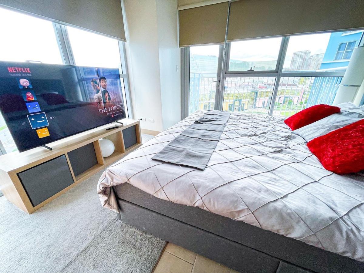 Luxury 2br Corner Near Solaire & Okada Ii Sunset * Manila