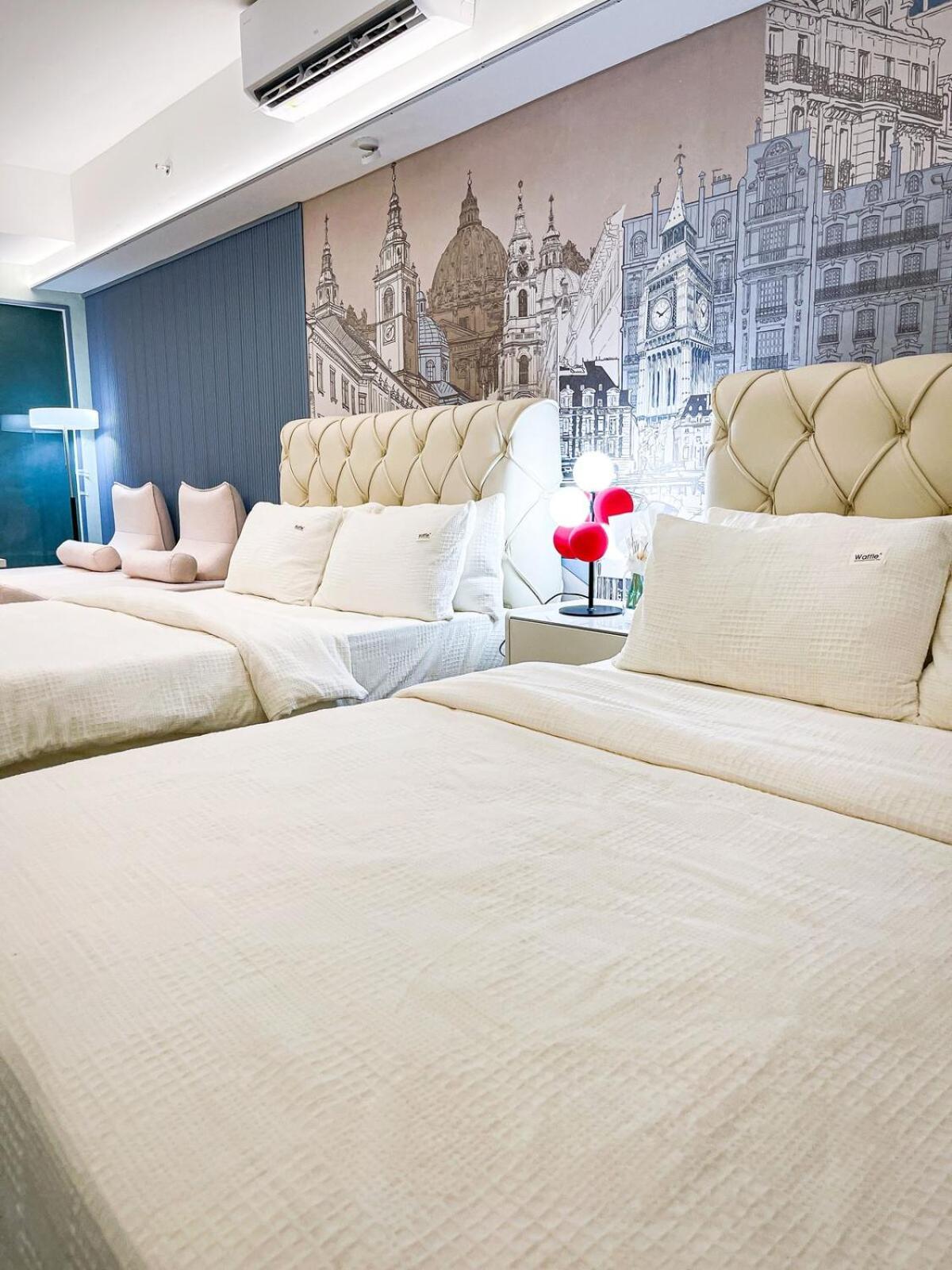 Lovely Penthouse Across Of Dreams, Airport Apartment Manila