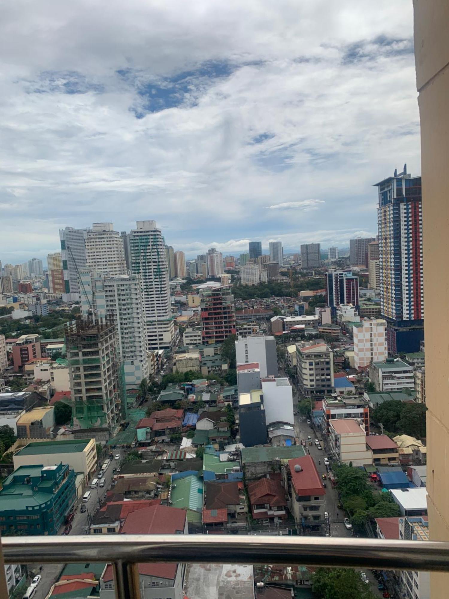 Birch Tower Malate By T&t Aparthotel Manila