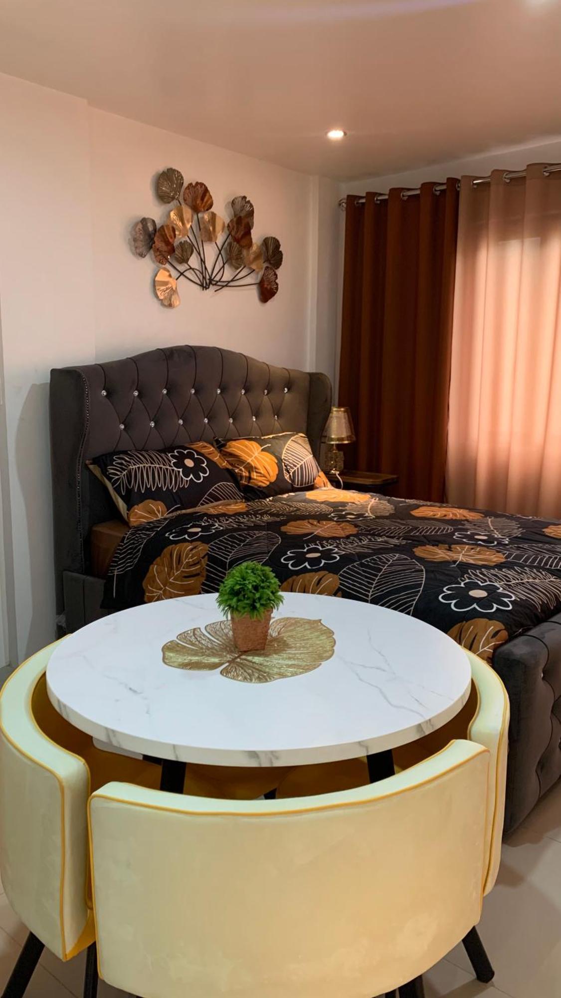 El Marco - Near Adventist Medical Center Apartment *