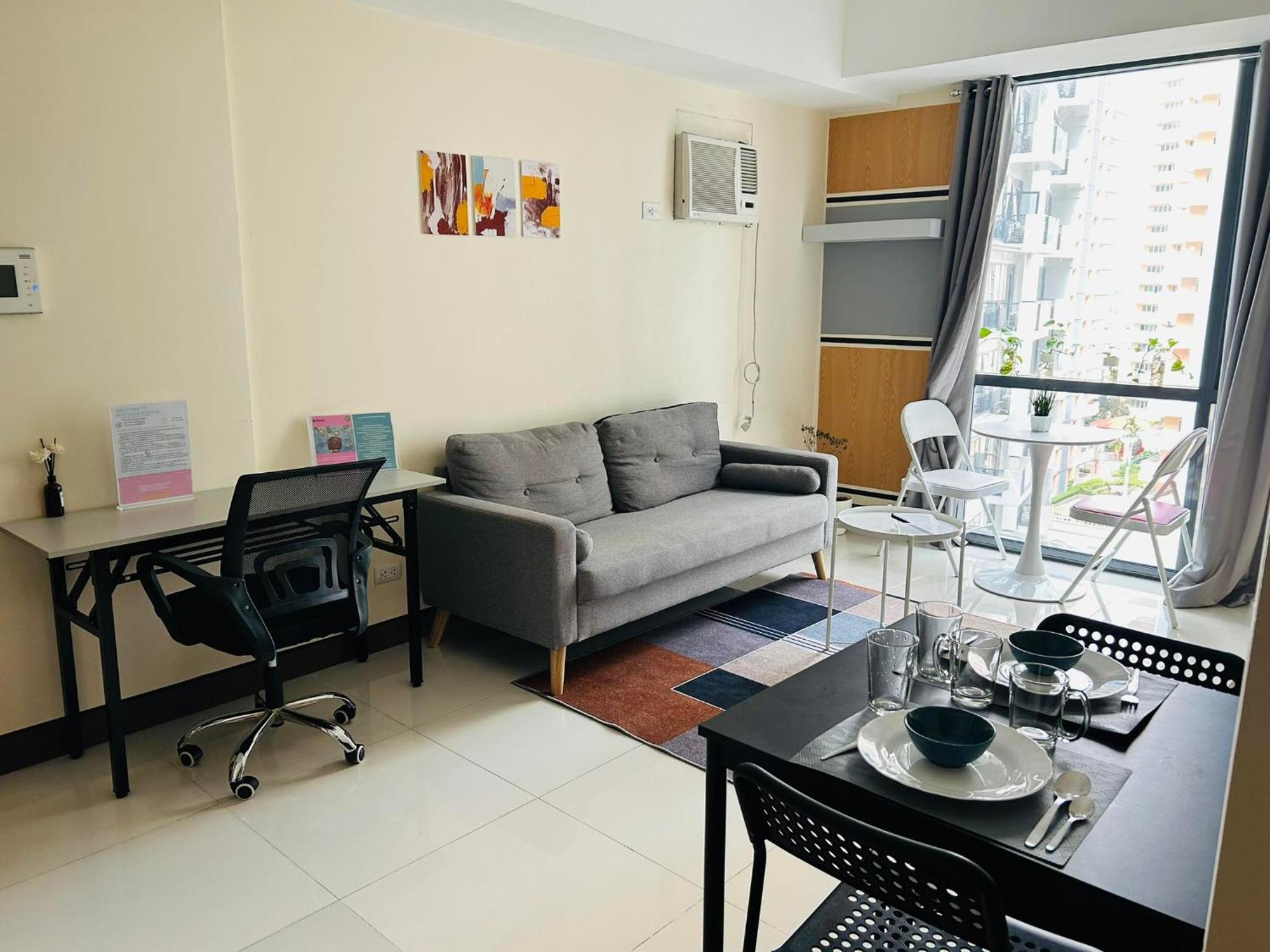 Aparthotel 11b Tower 1 Viceroy Residences Mc Kinley Hill Bgc *
