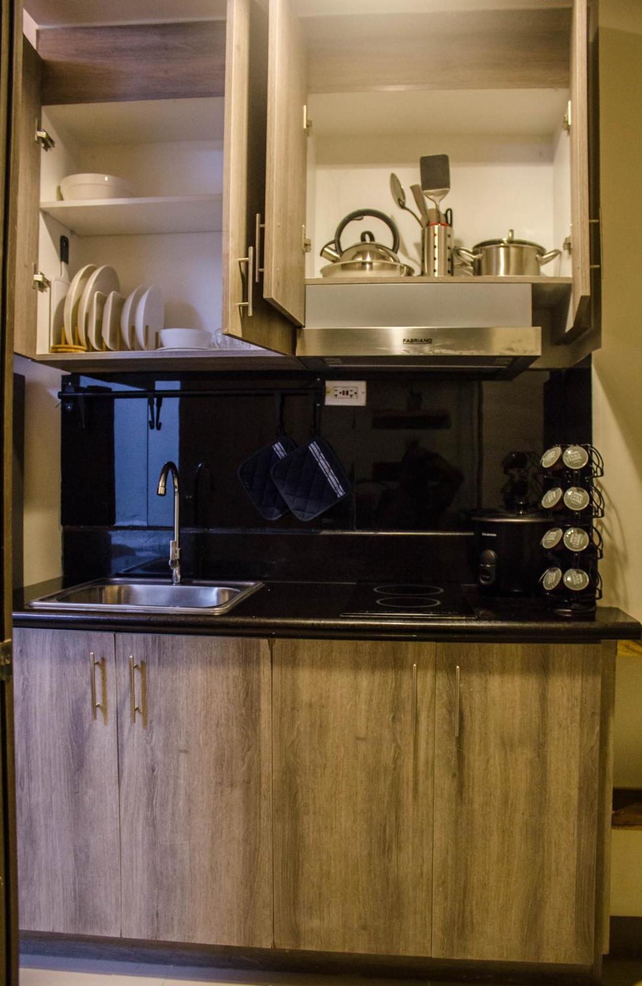 Rq Cozy One Bedroom Condo, Coast Residences Pasay