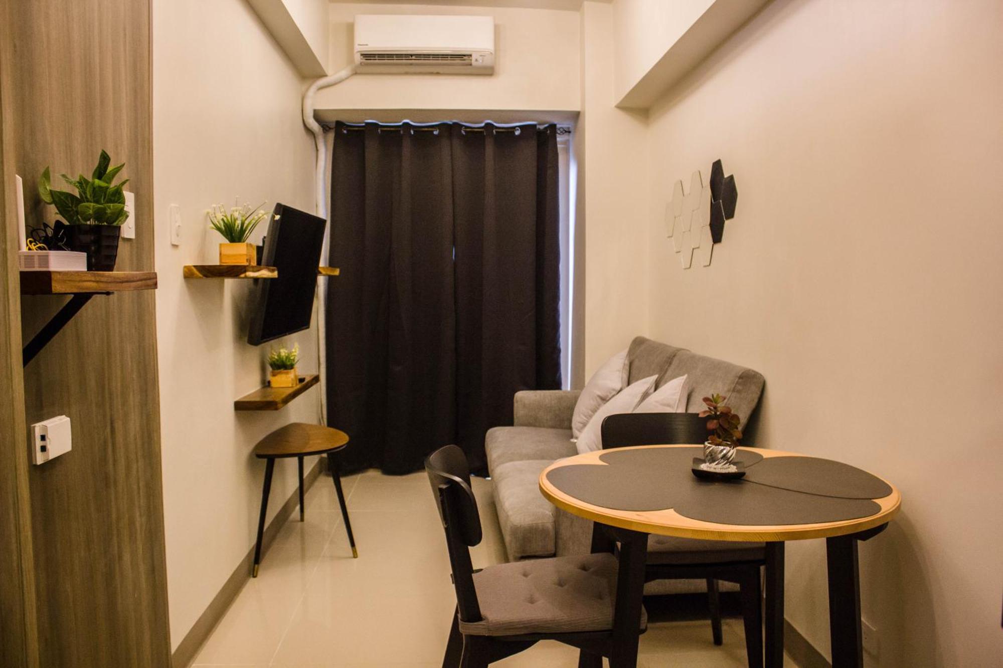 Rq Cozy One Bedroom Condo, Coast Residences Pasay