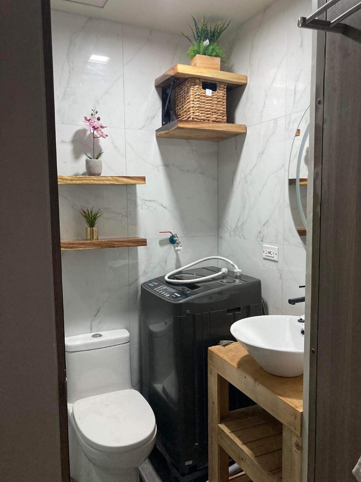 Rq Cozy One Bedroom Condo, Coast Residences Pasay Manila
