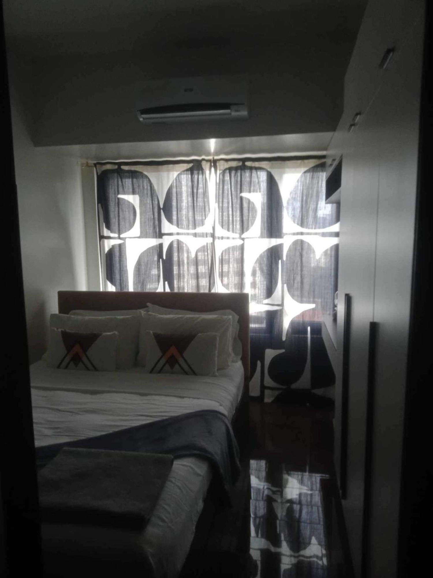 Perfect For Couples - Makati Comfort And Style Makati City
