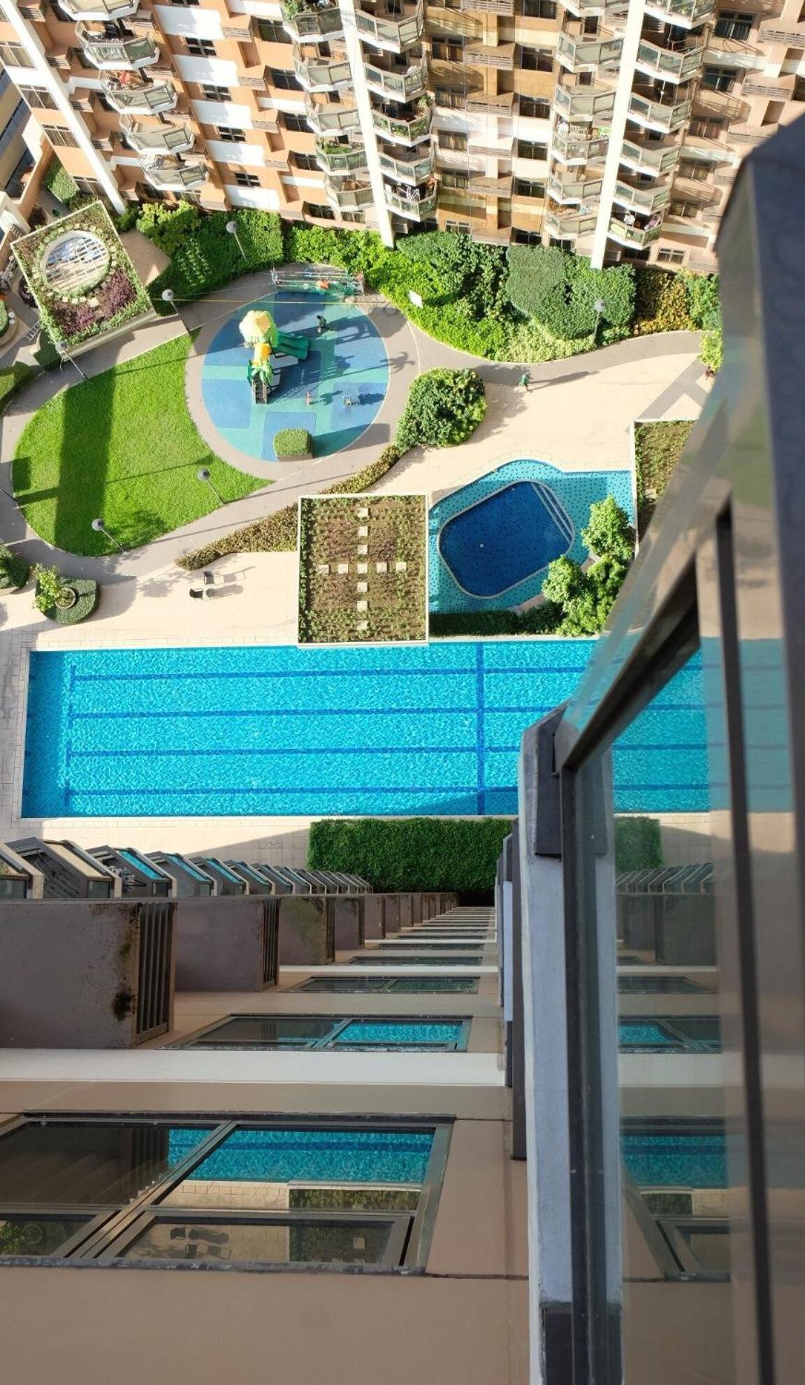Modernaestheticpicc Moaccpairportpool Wi-fi