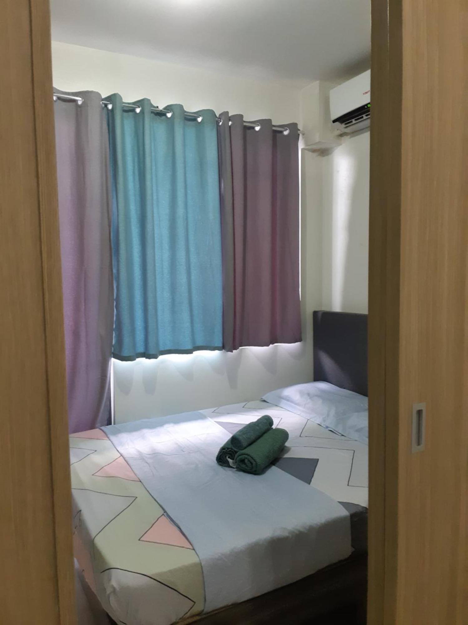 Shore 2 Tower 1 Apartment Manila