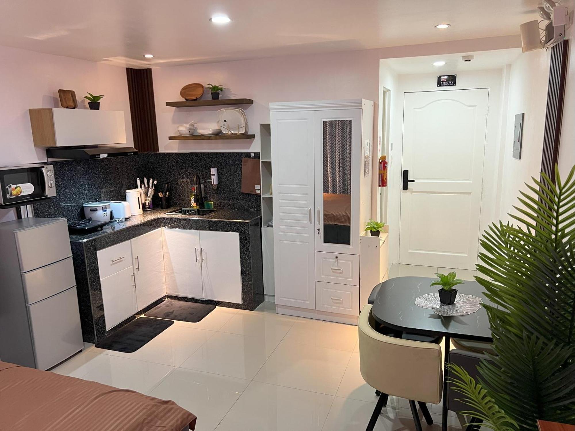 El Franco - Close To Adventist Medical Center Apartment