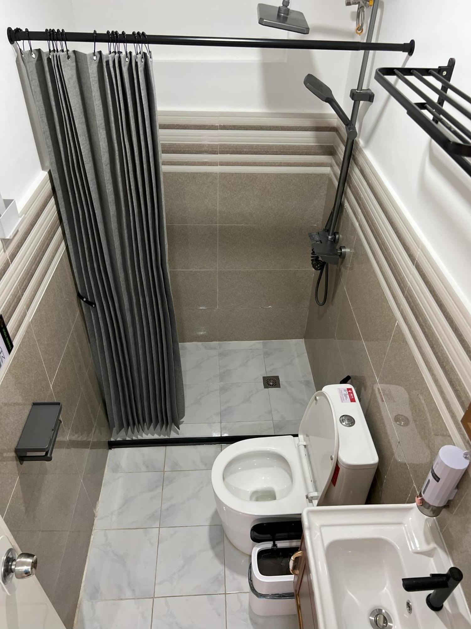 Apartment El Franco - Close To Adventist Medical Center Manila