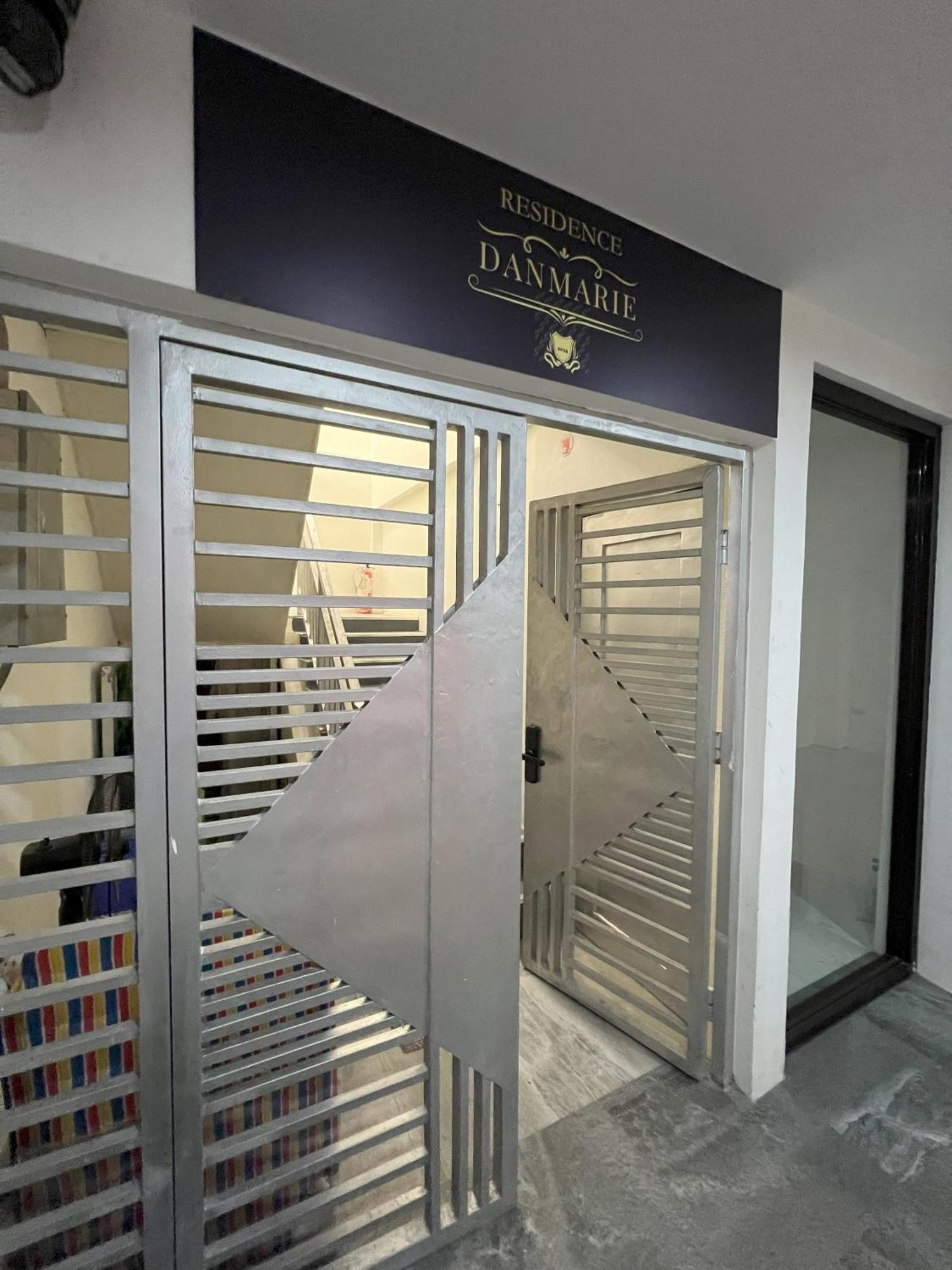 El Franco - Close To Adventist Medical Center *