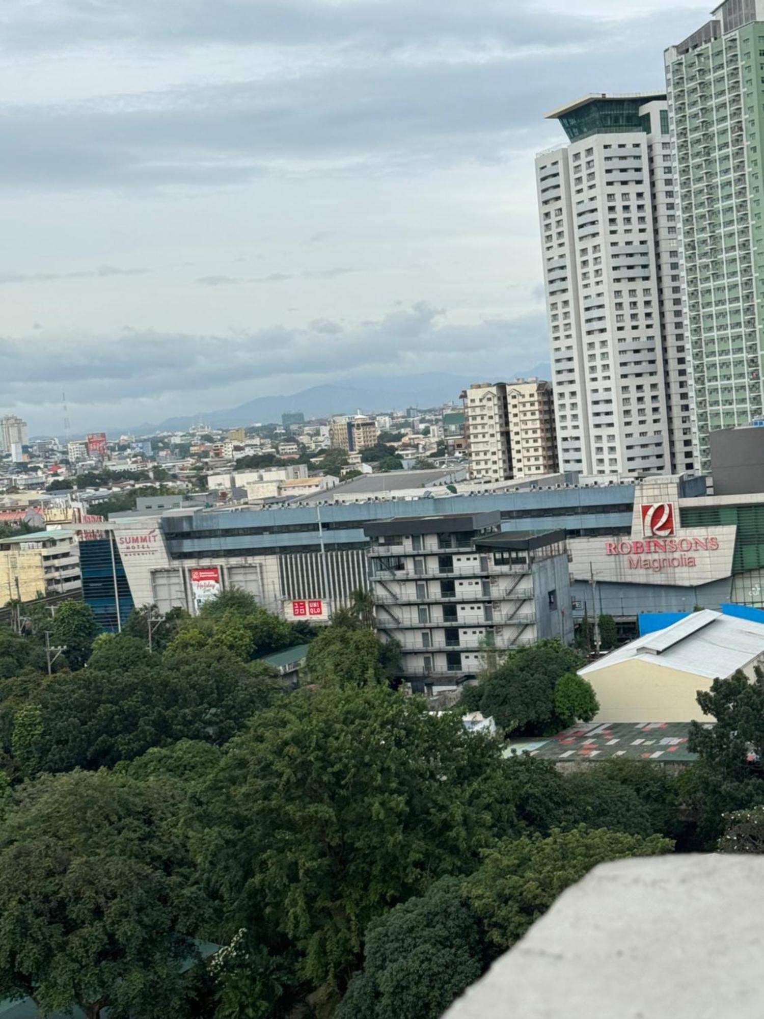 Aparthotel Amse 12th Gilmore Tower Manila