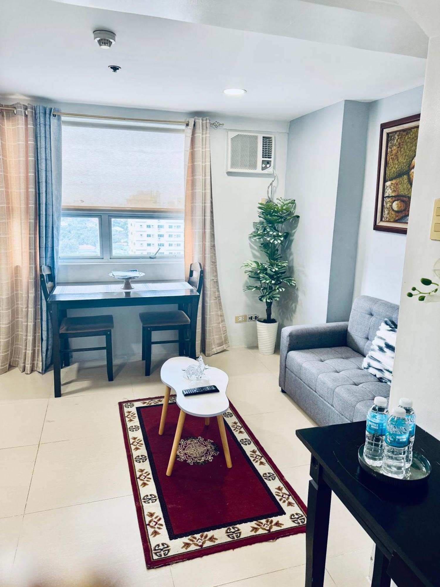 Amse 12th Gilmore Tower Aparthotel Manila