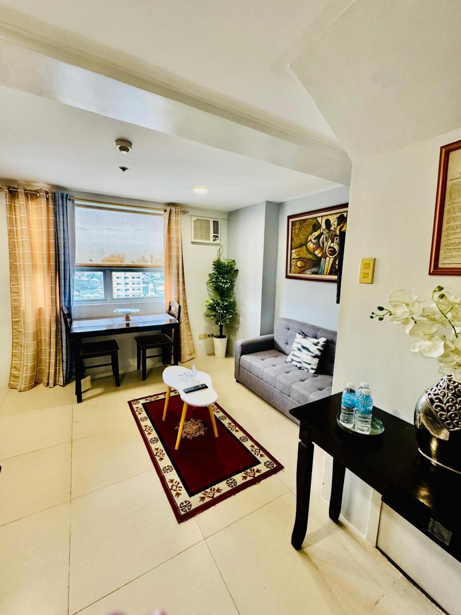 Aparthotel Amse 12th Gilmore Tower Manila