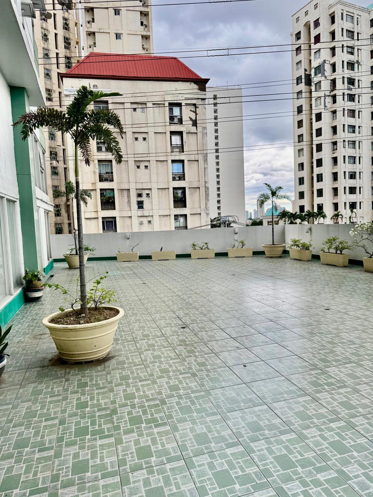 Amse 12th Gilmore Tower Aparthotel *