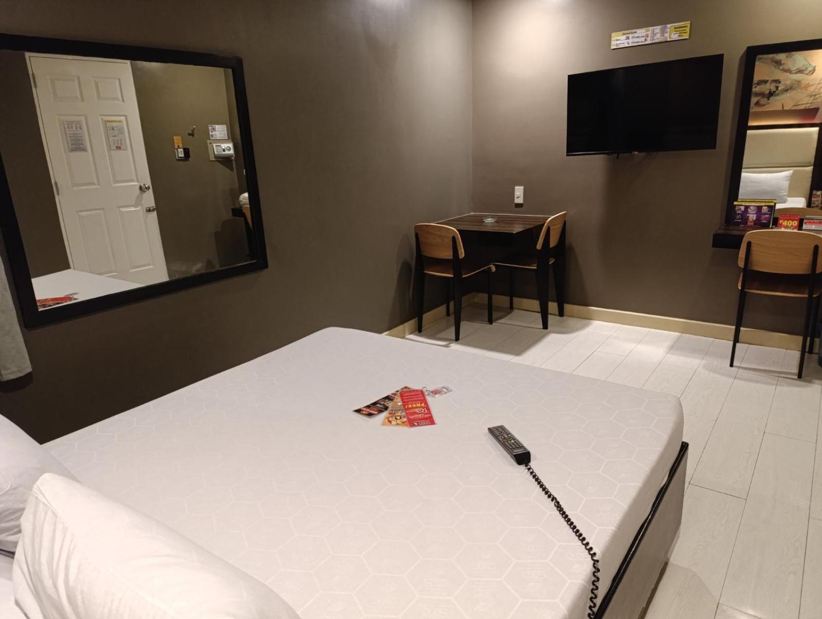 Sogo Quirino Hotel 2*