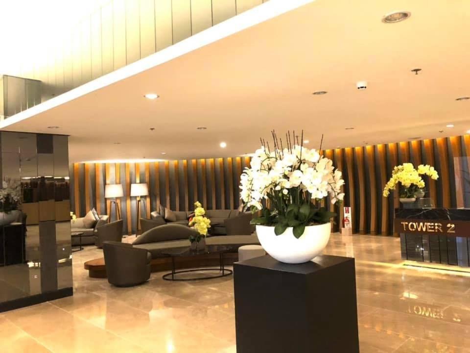 Staycation At Shore 2 Residences Tower 2 Aparthotel