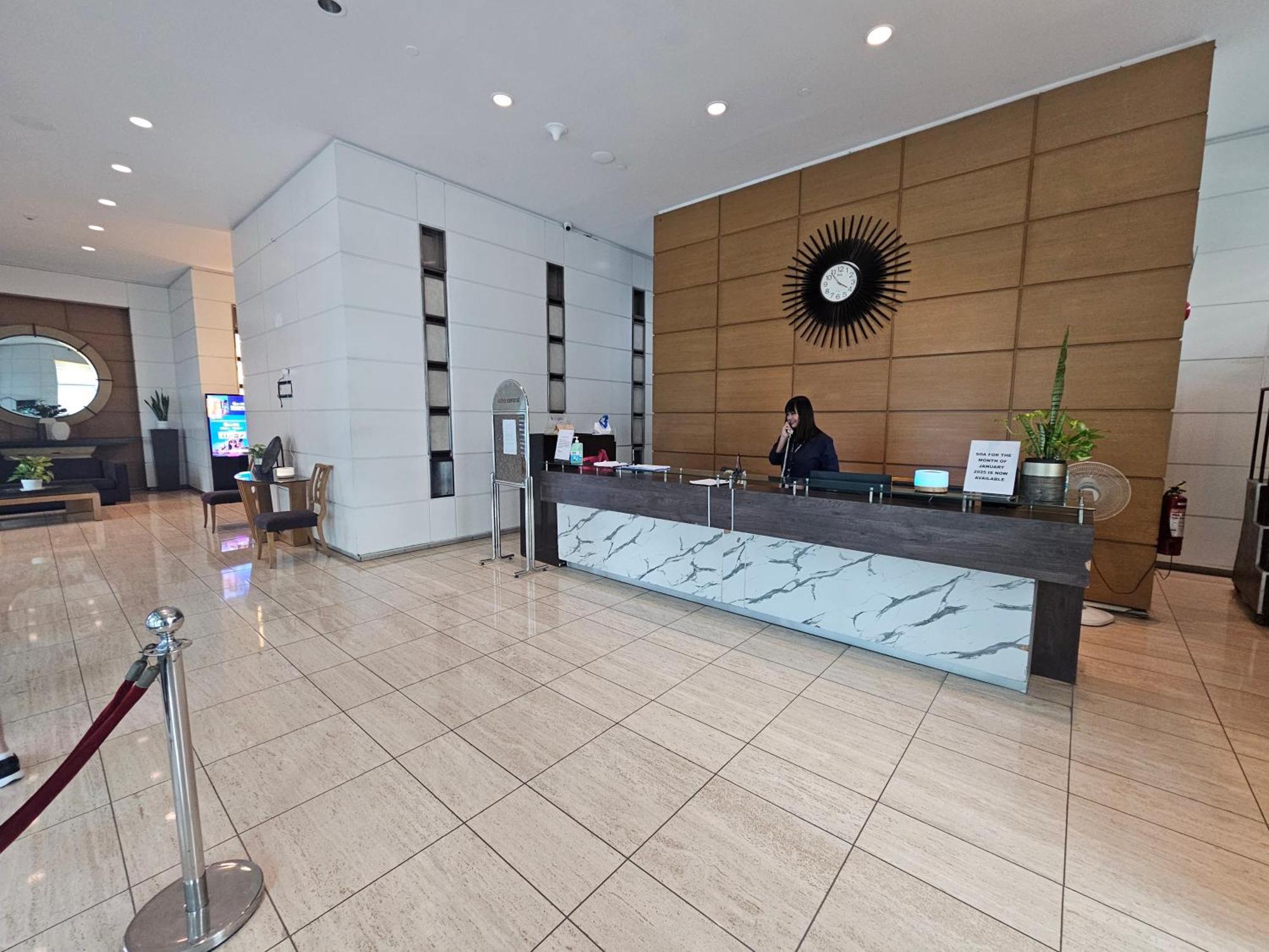 Apartment Soho In Front Of Edsa Shangri-la Mall - Lil Olive's Spot Manila