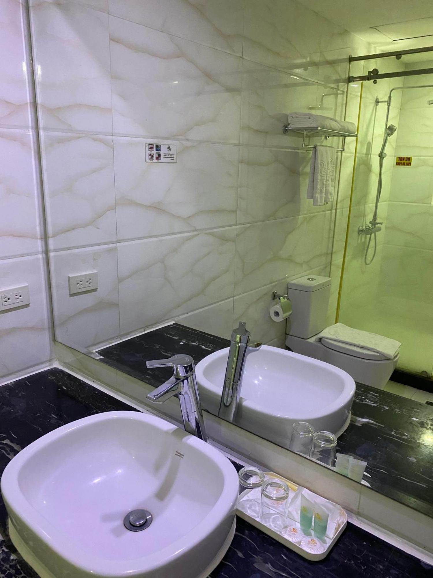 Sun Star Grand Hotel 3*