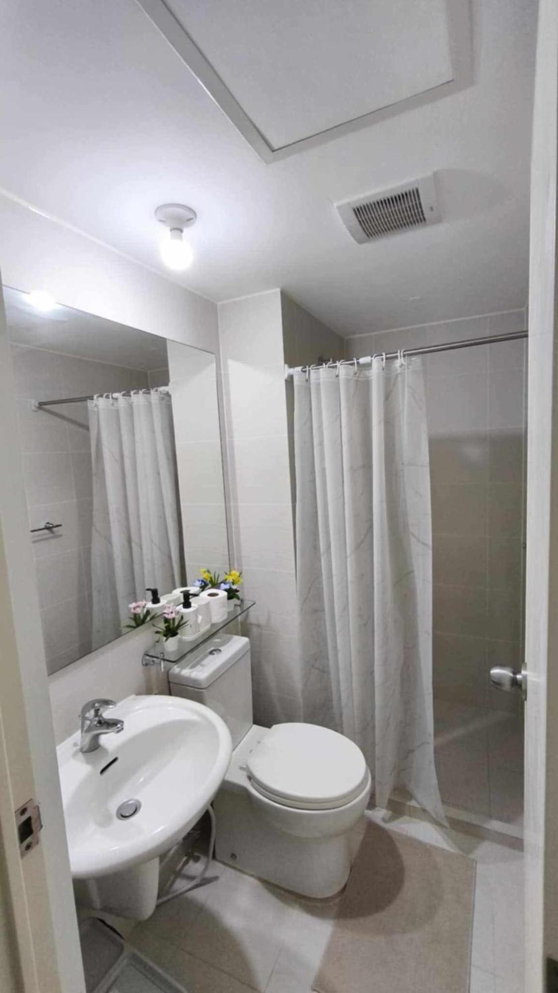 Casa Elisha Azure Urban Staycation *