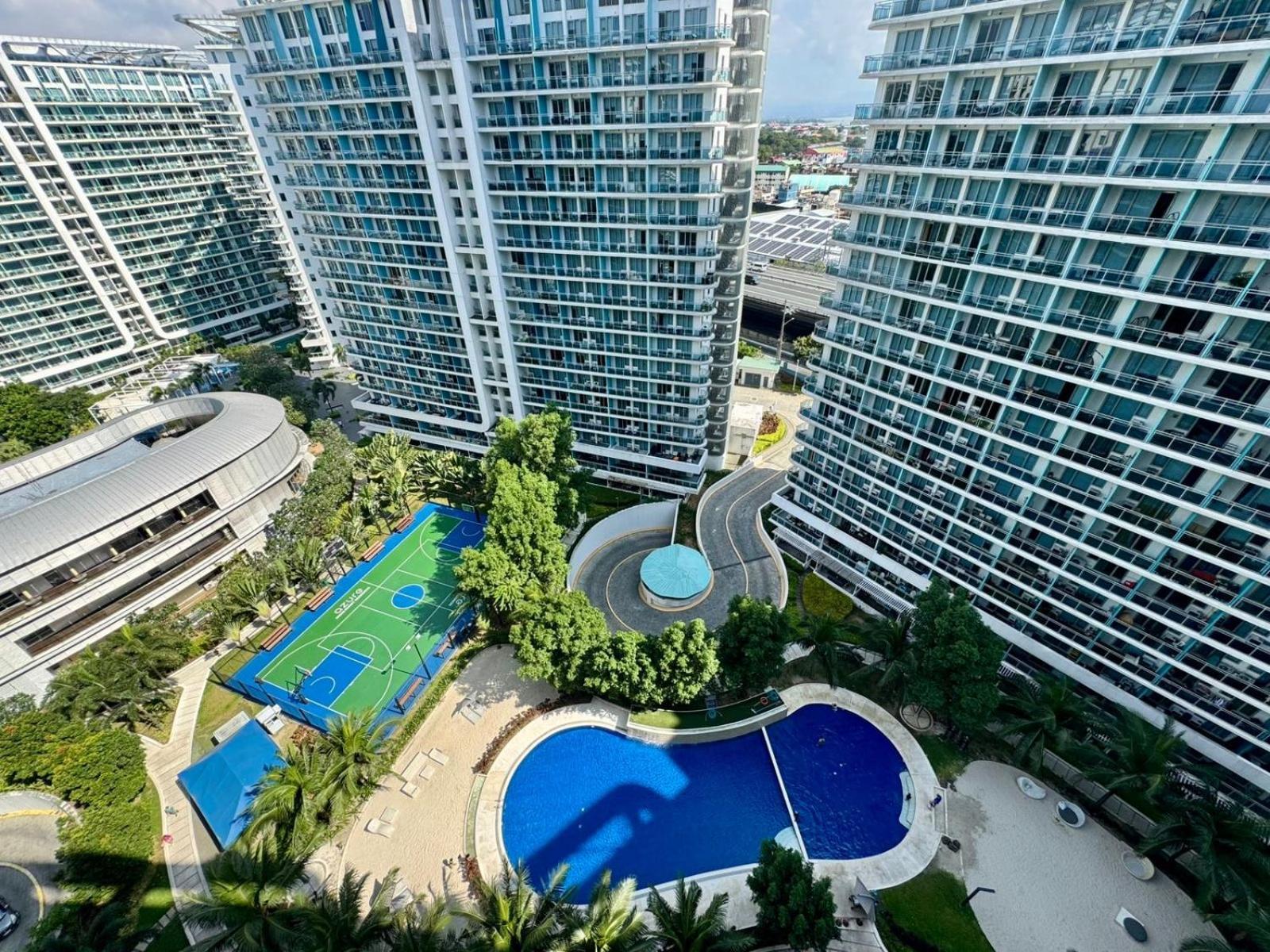 Casa Elisha Azure Urban Staycation * Manila