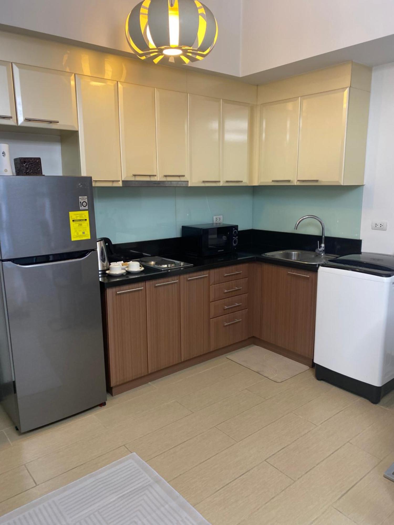 Staycation At The Venice Luxury Residences - Tower A Near Venice Grand Canal, Mckinley Hills Aparthotel