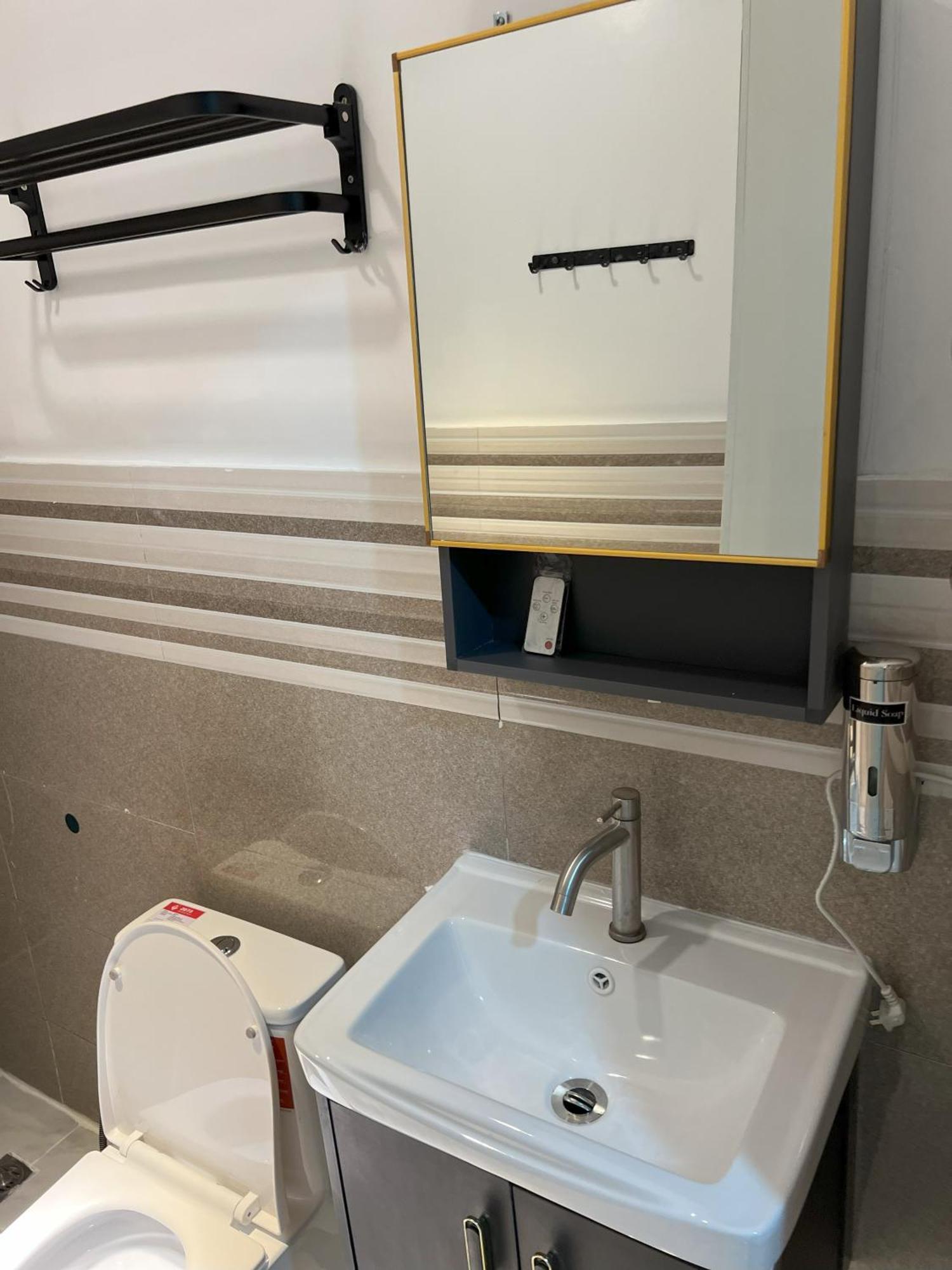 Apartment La Nikolina - Near Adventist Medical Center, Pasay *