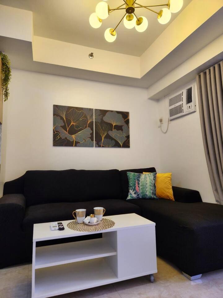 Apartment Spacious 1br 5min Walk To Ayalamall Clvlf At The Celandine