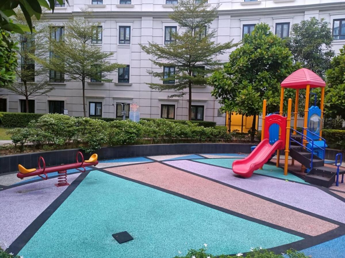 Affordable Across Naia T3 Apartment