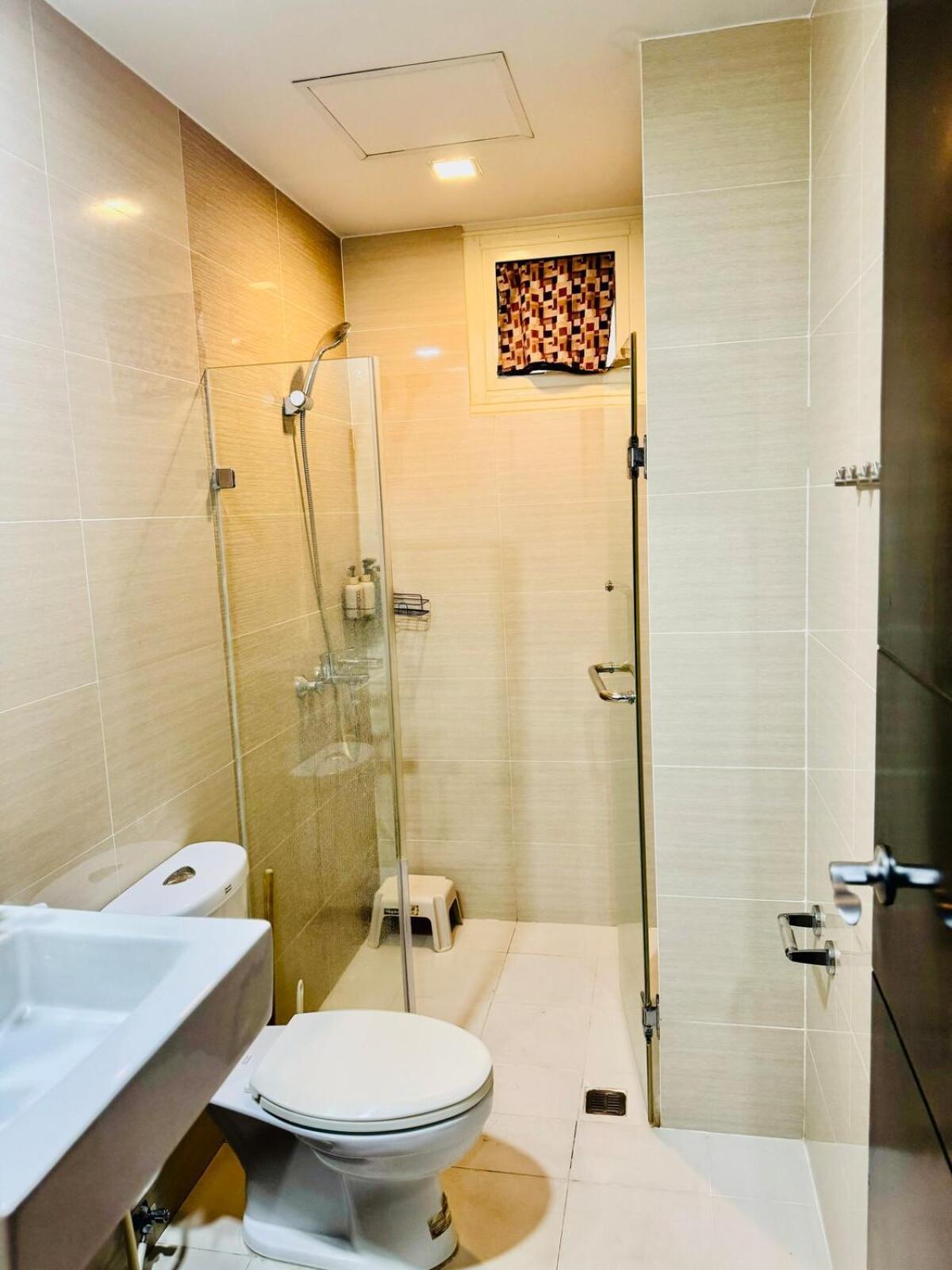 Affordable Across Naia T3 Apartment *