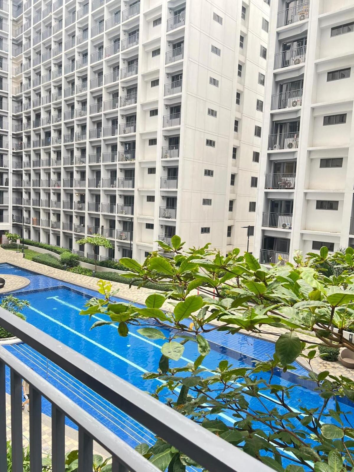 Shore 2 Pool View Vibes Near Sm Moa Apartment Manila
