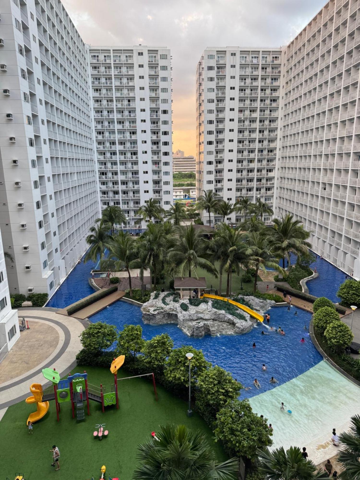 Cozy 1br Unit Near Moa With Netflix Apartment Manila