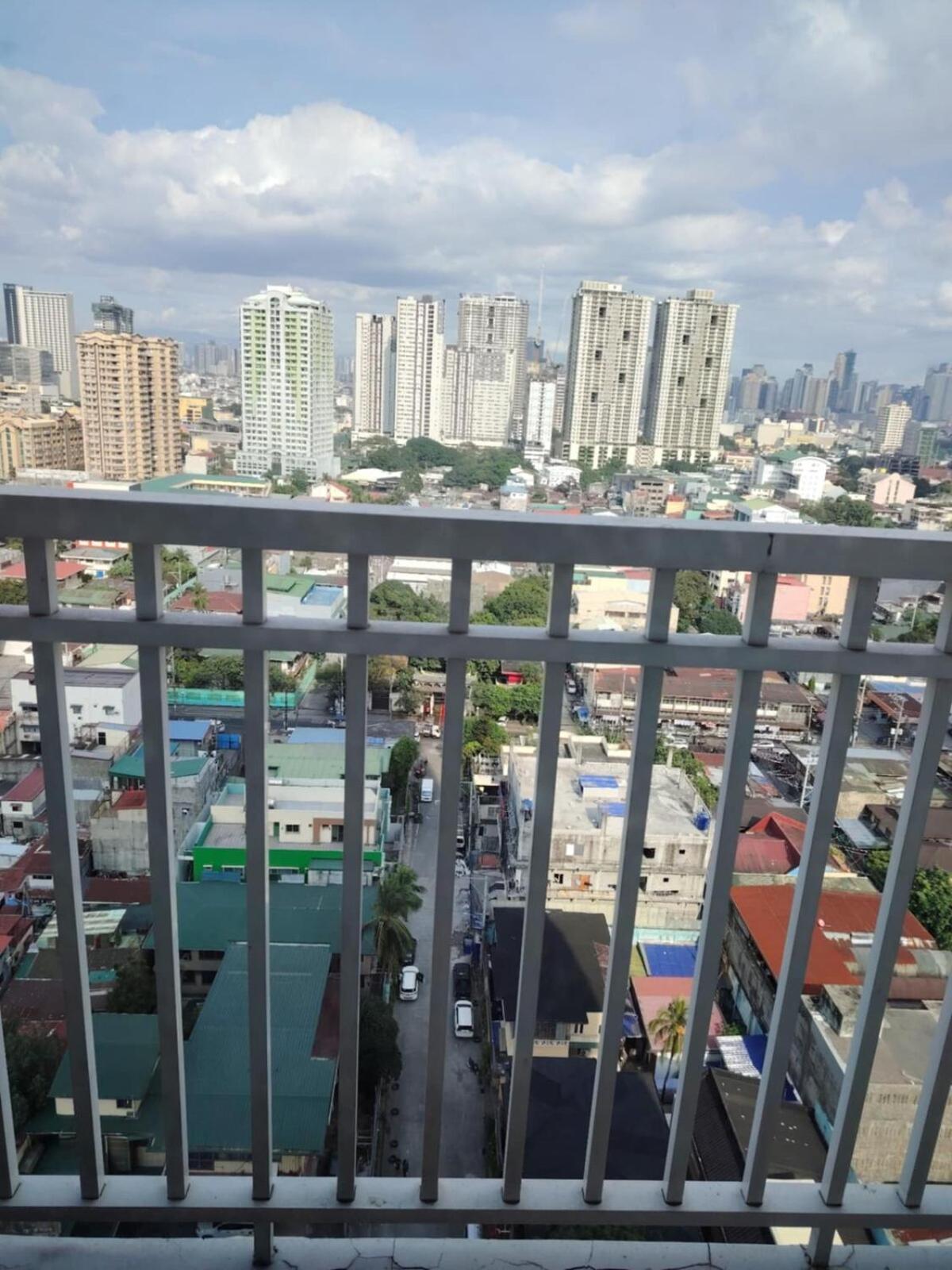 Affordable Breeze Unit 2118 Apartment *