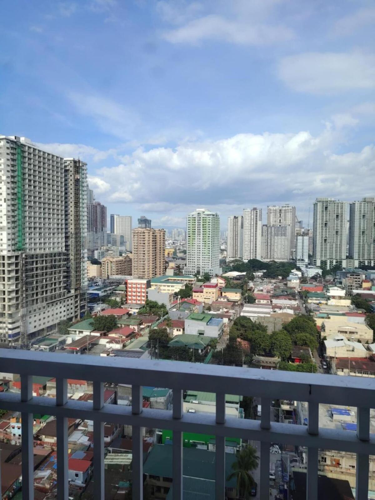 Apartment Affordable Breeze Unit 2118 Manila