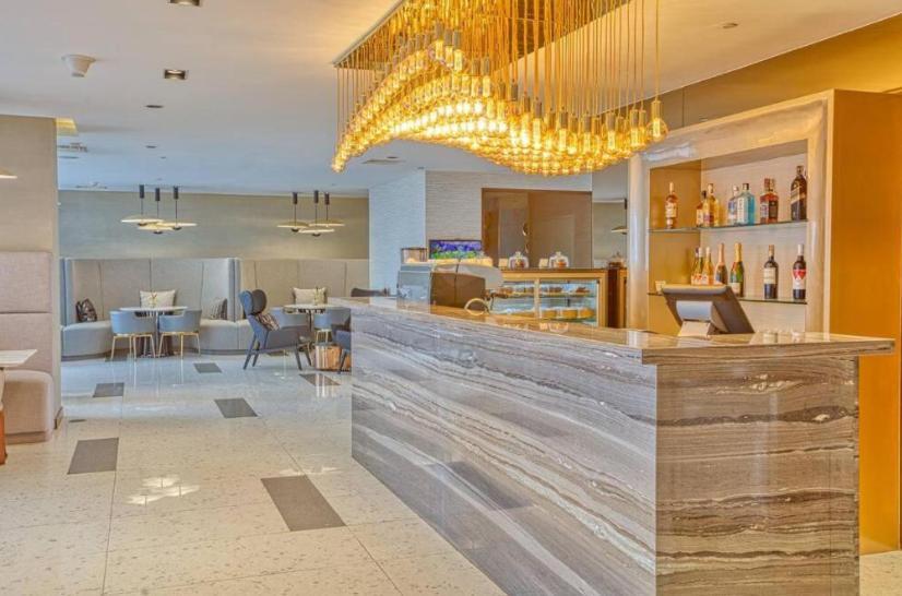 The Metro Zen At Hotel Residences Acqua Manila