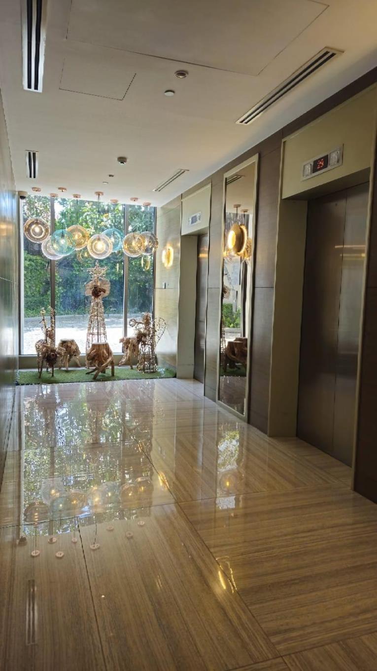 The Metro Zen At Hotel Residences Acqua * Manila