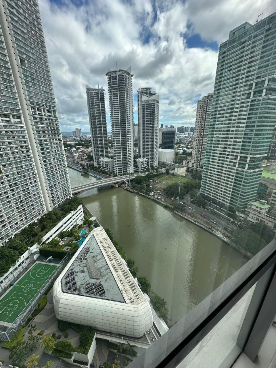 Apartment The Metro Zen At Hotel Residences Acqua Manila