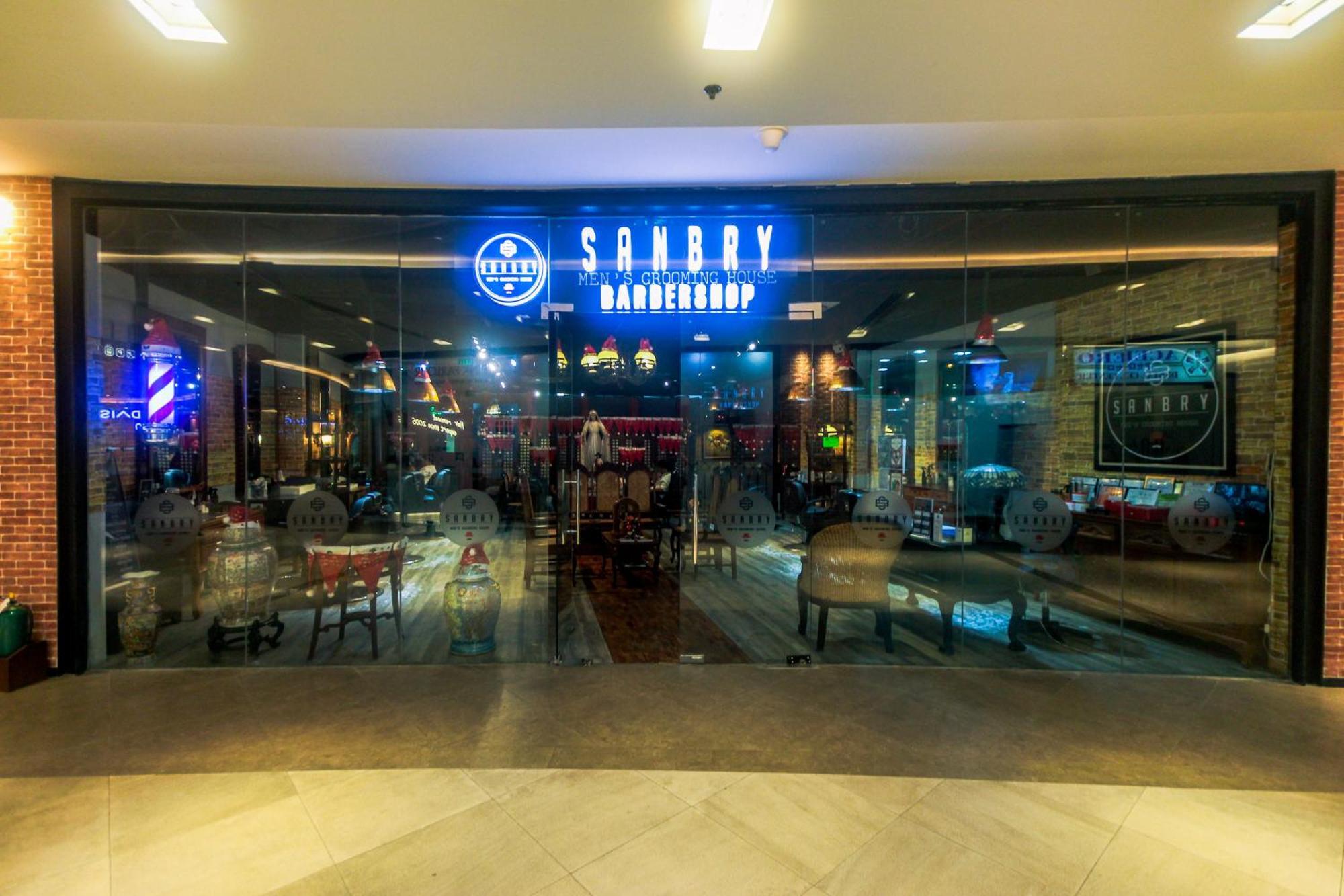 Apartment Cozy Crash Pad A Laughter Friendly Makati 2270 Gym Swim Park 300 Mbps