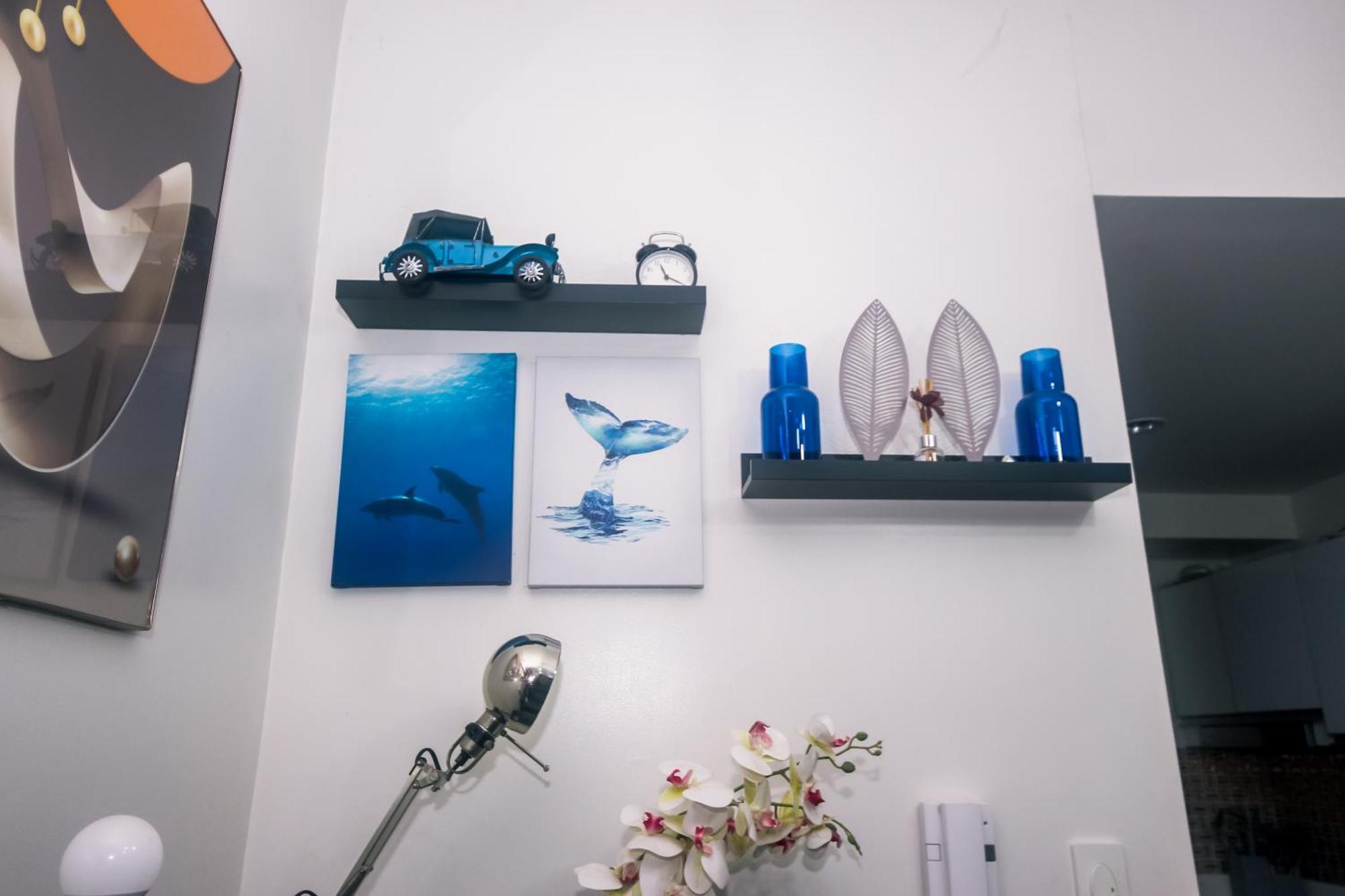 Cozy Crash Pad A Laughter Friendly Makati 2270 Gym Swim Park 300 Mbps