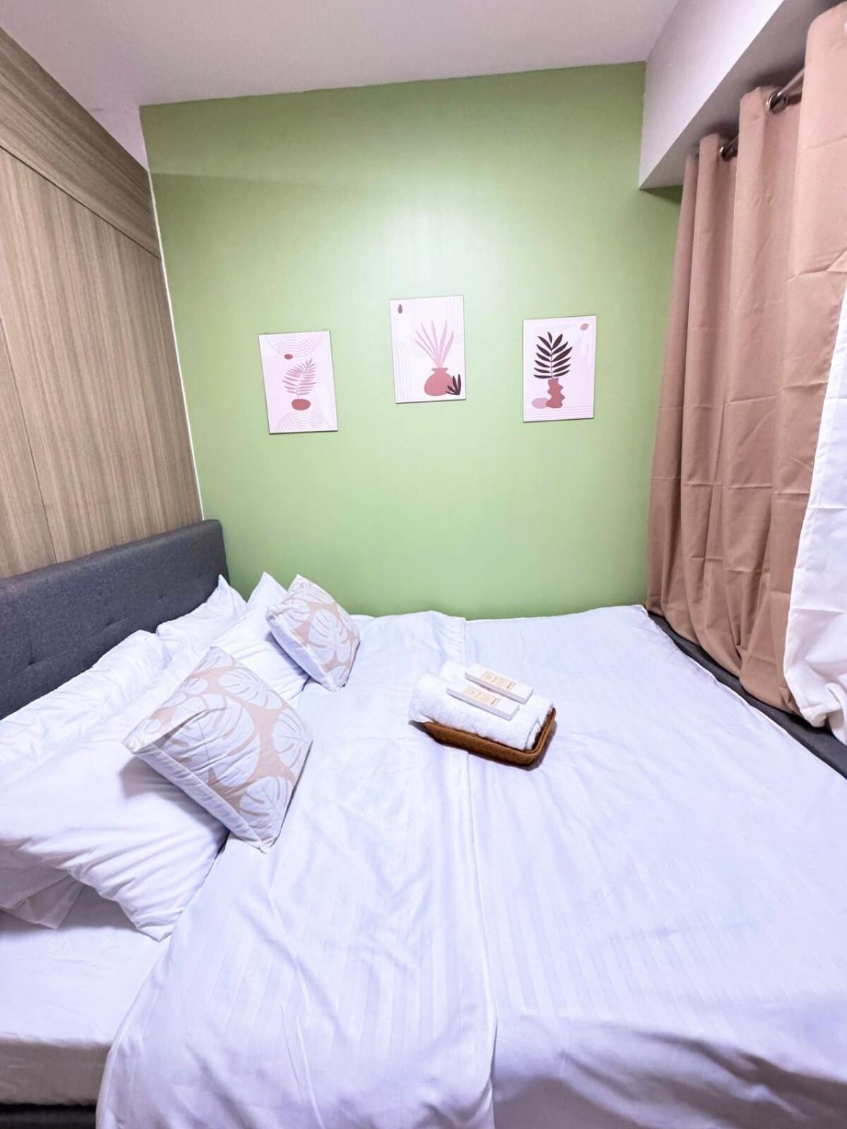 Cozy 1br Unit Near Moa With Netflix Apartment Manila
