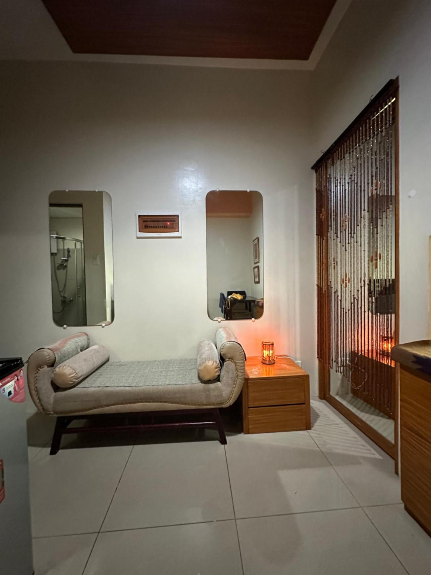 Aparthotel Quaint Roces *